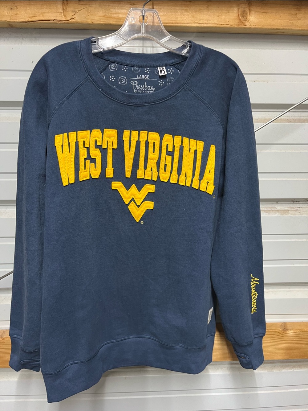 Pressbox West Virginia Navy Crewneck Sweatshirt - men’s Large